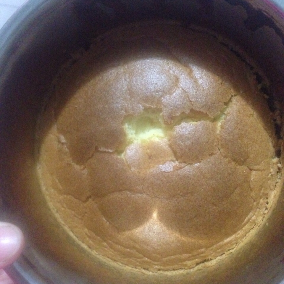 烤箱做蛋糕（戚风蛋糕的做法）