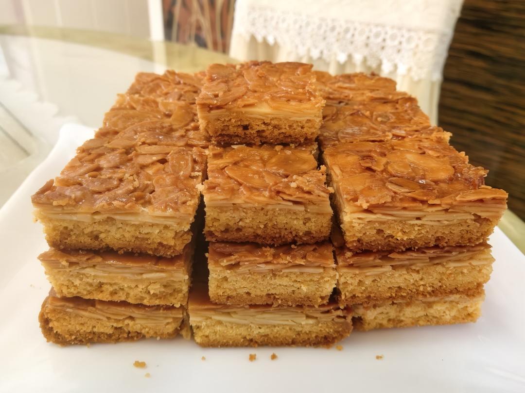 新年伴手礼：焦糖杏仁酥饼干！