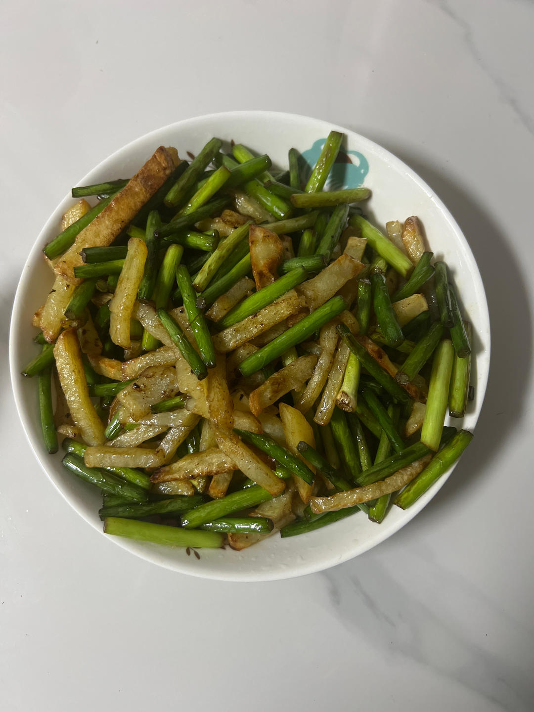 不是给CC做的菜，哈哈，超级好吃巨简单的蒜苔炒土豆条！爆下饭！