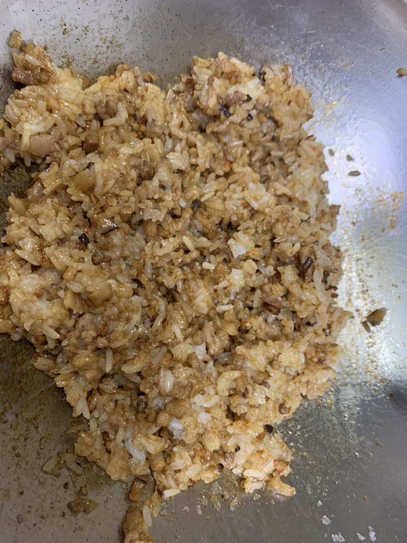 香菇虾米烧卖的做法 步骤5