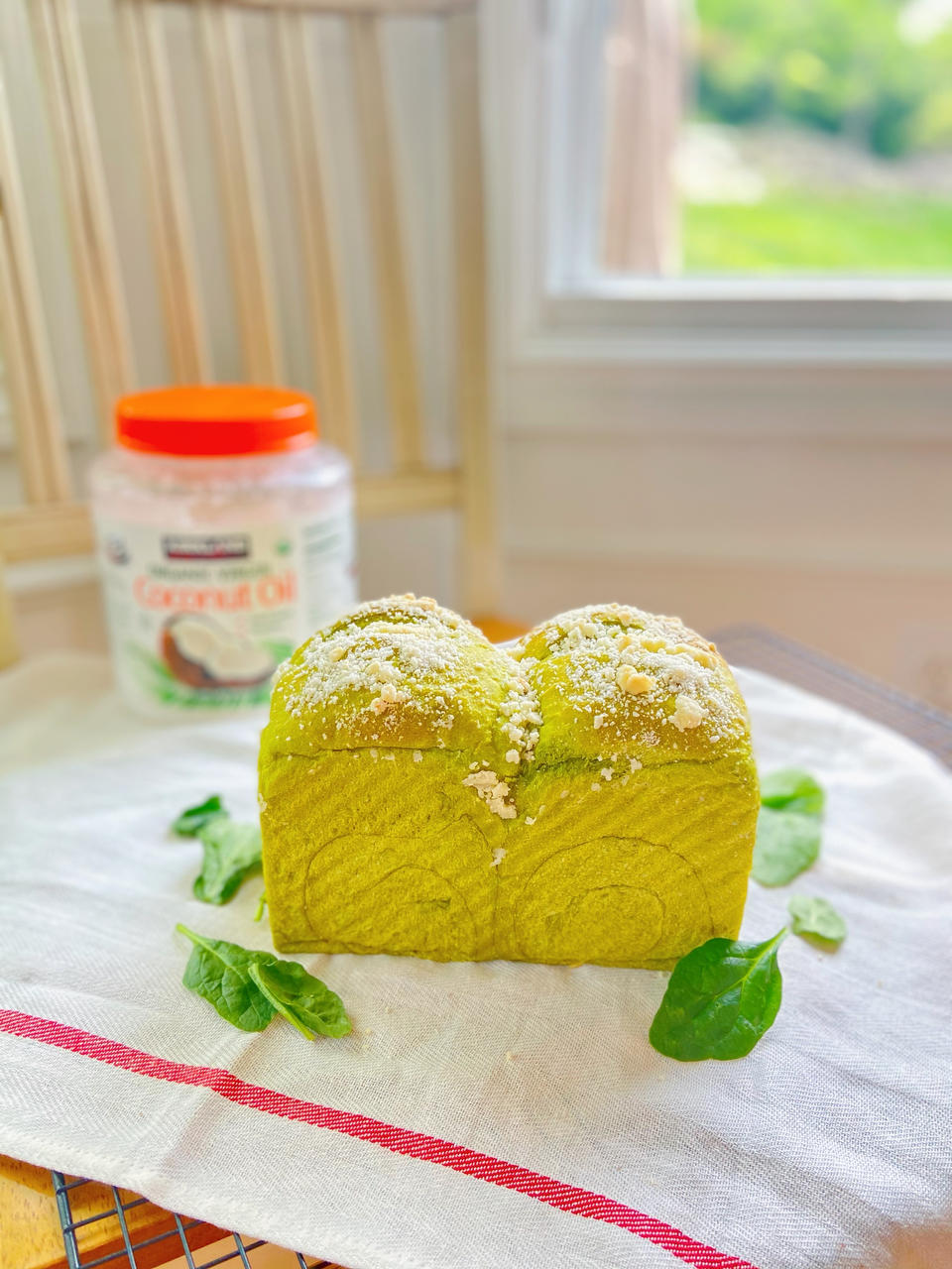 柔软拉丝｜ 椰香🥥菠菜🥬吐司