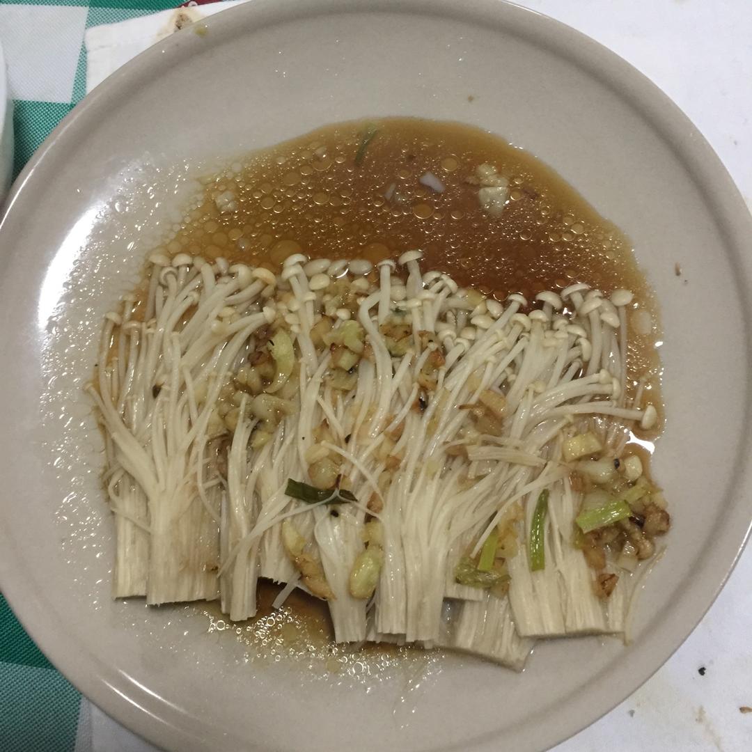 蒜蓉蒸金针菇