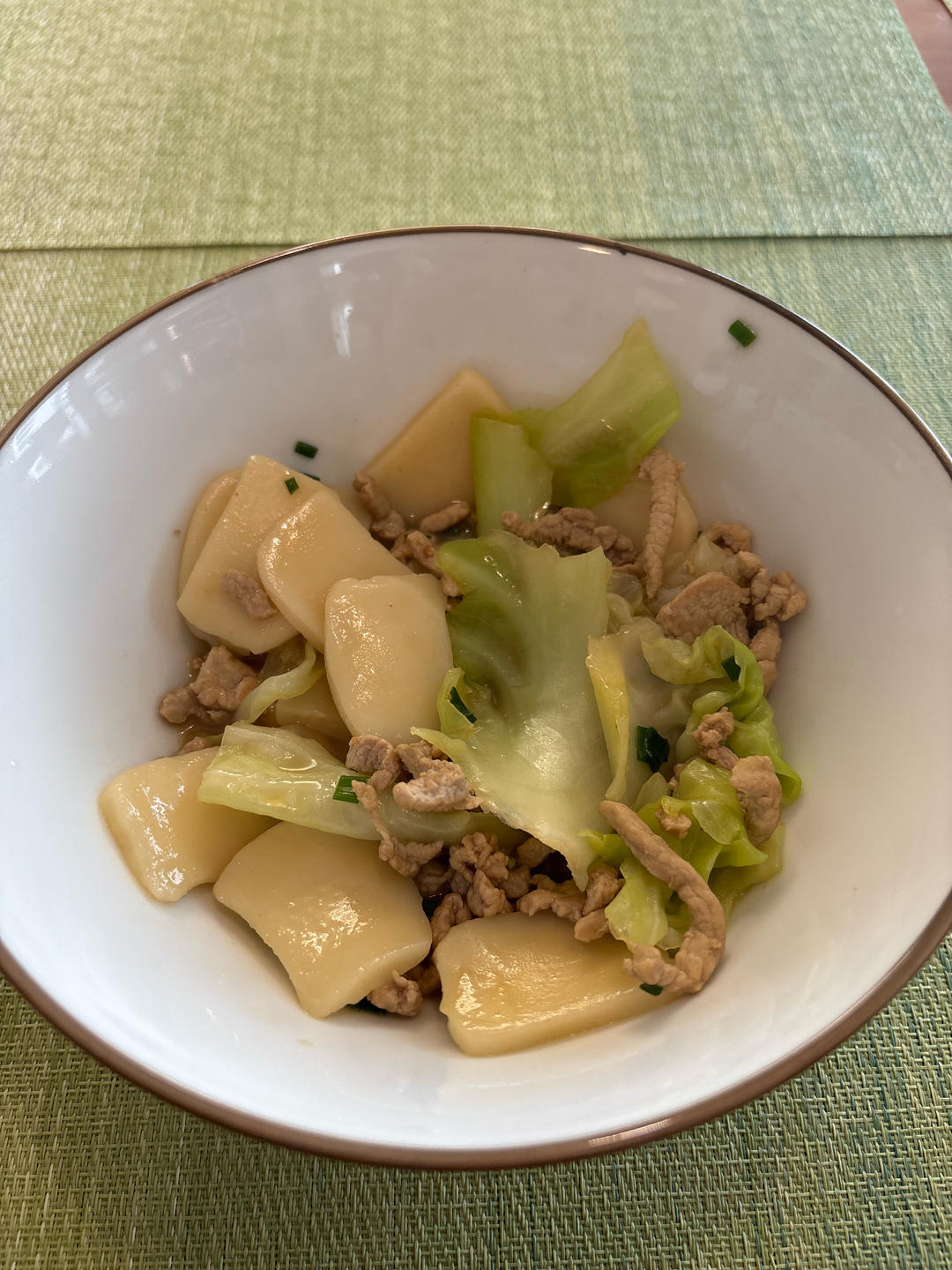 肉丝白菜炒年糕