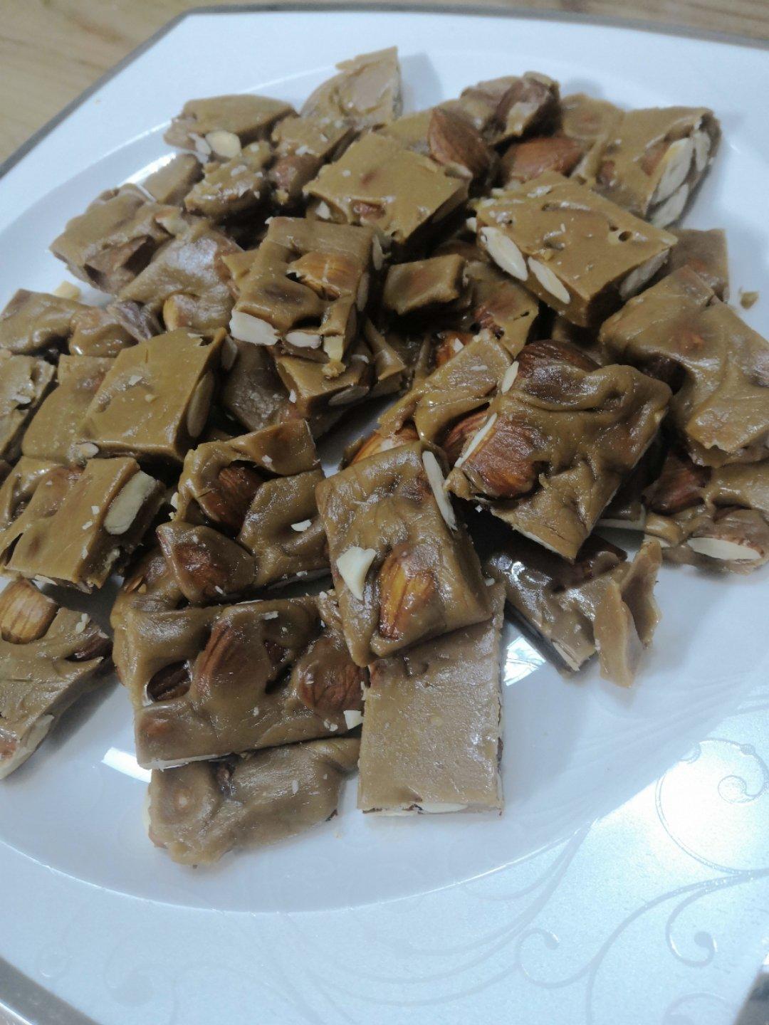 比牛轧糖还要好吃的花生太妃糖（消耗淡奶油）