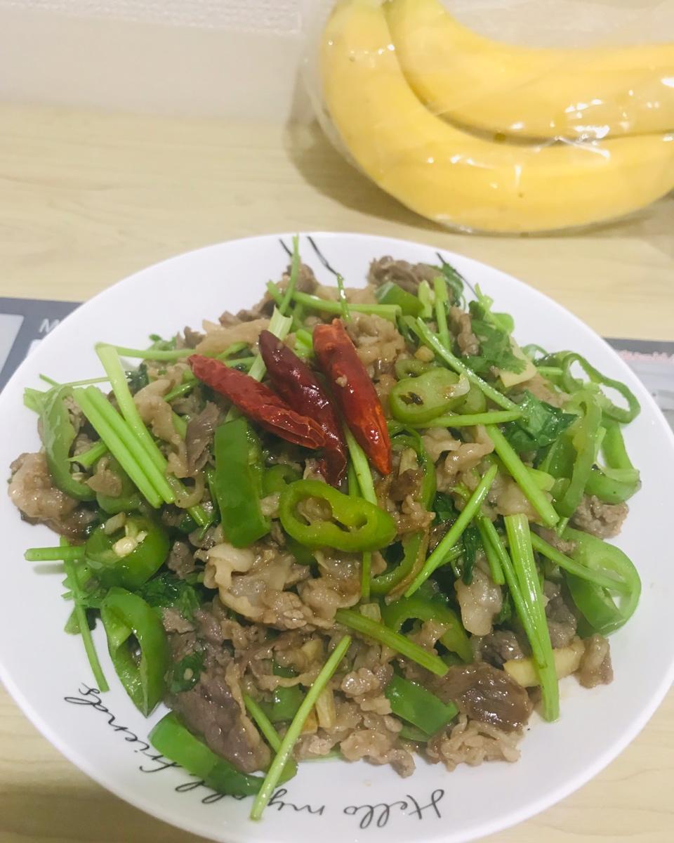 香菜牛肉