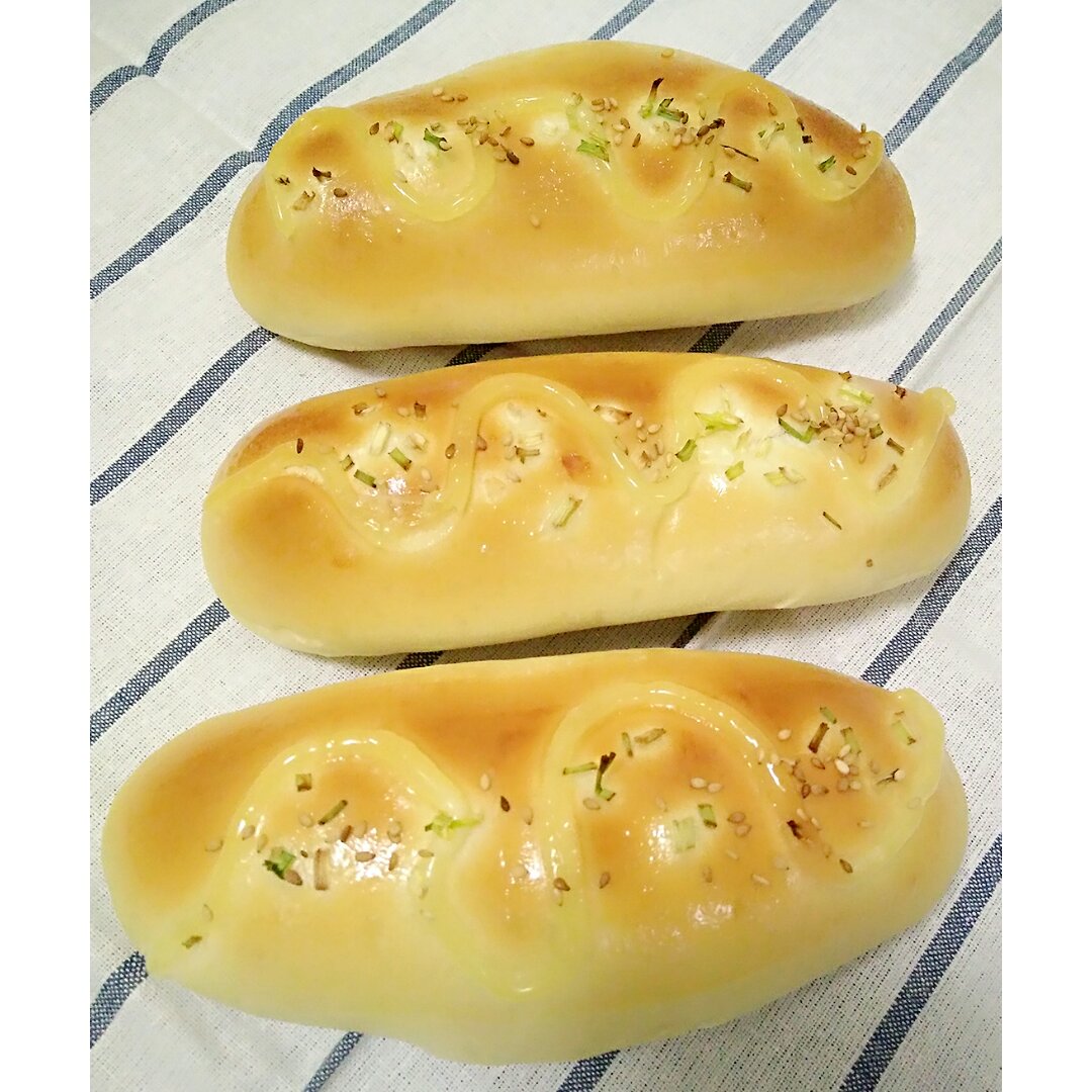 火腿肠早餐面包（一次发酵法）