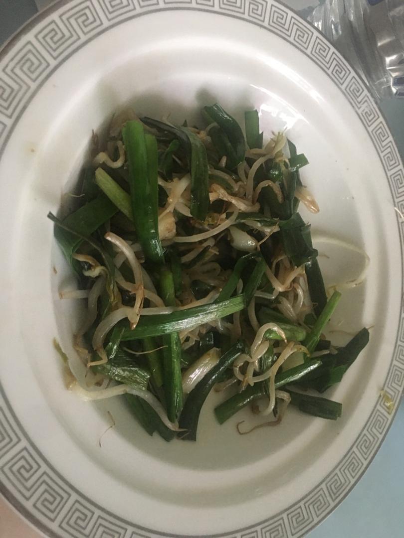 韭菜炒豆芽