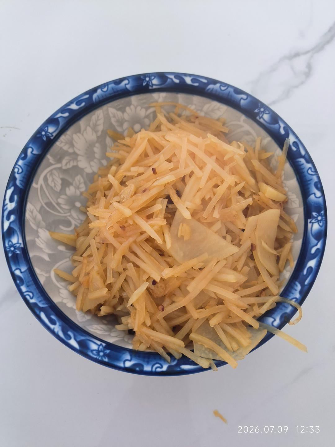 酸辣土豆丝的家常做法 超级下饭