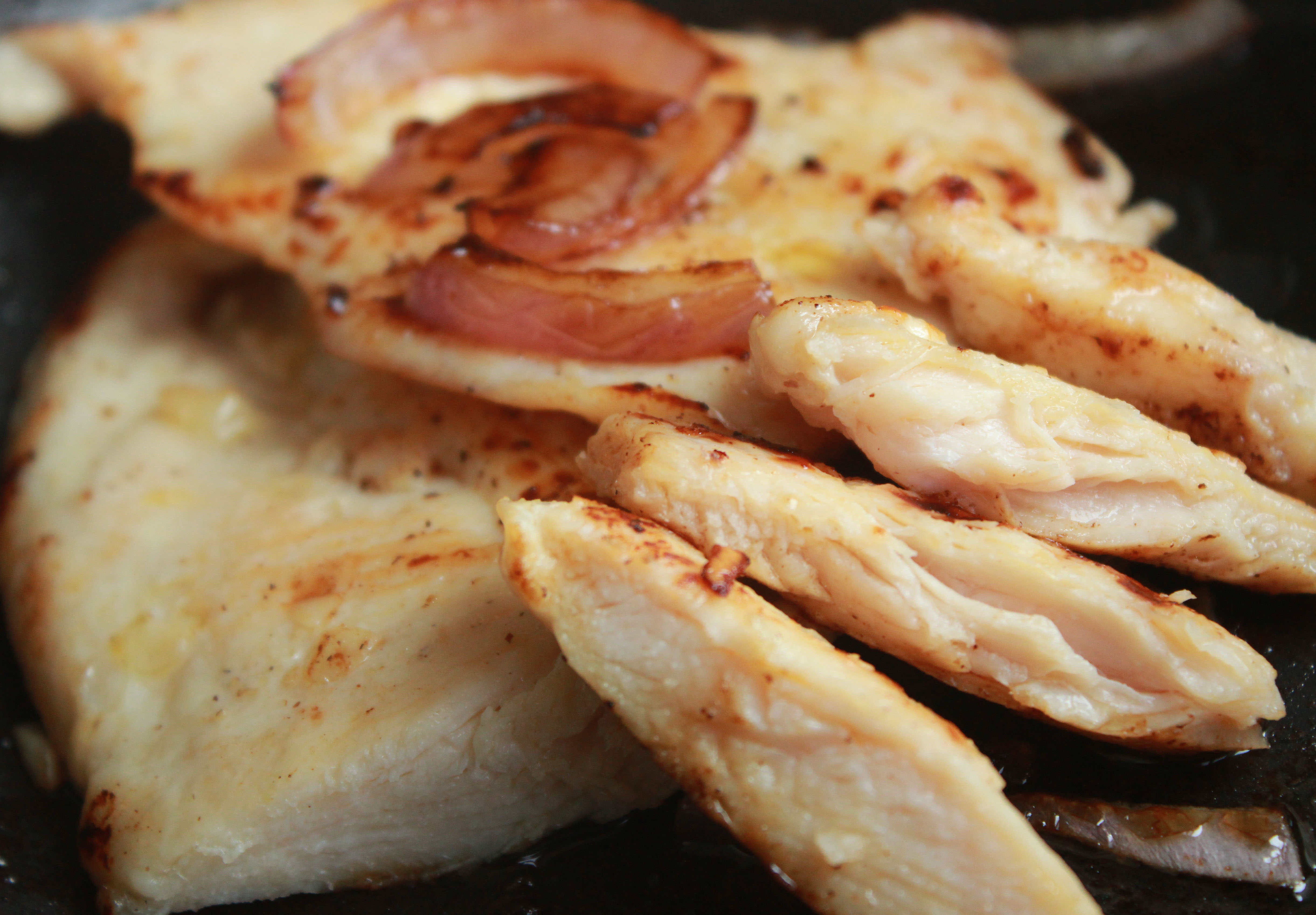 酷炫屌炸天好吃的煎鸡胸肉（香蒜蜂蜜煎鸡胸肉）