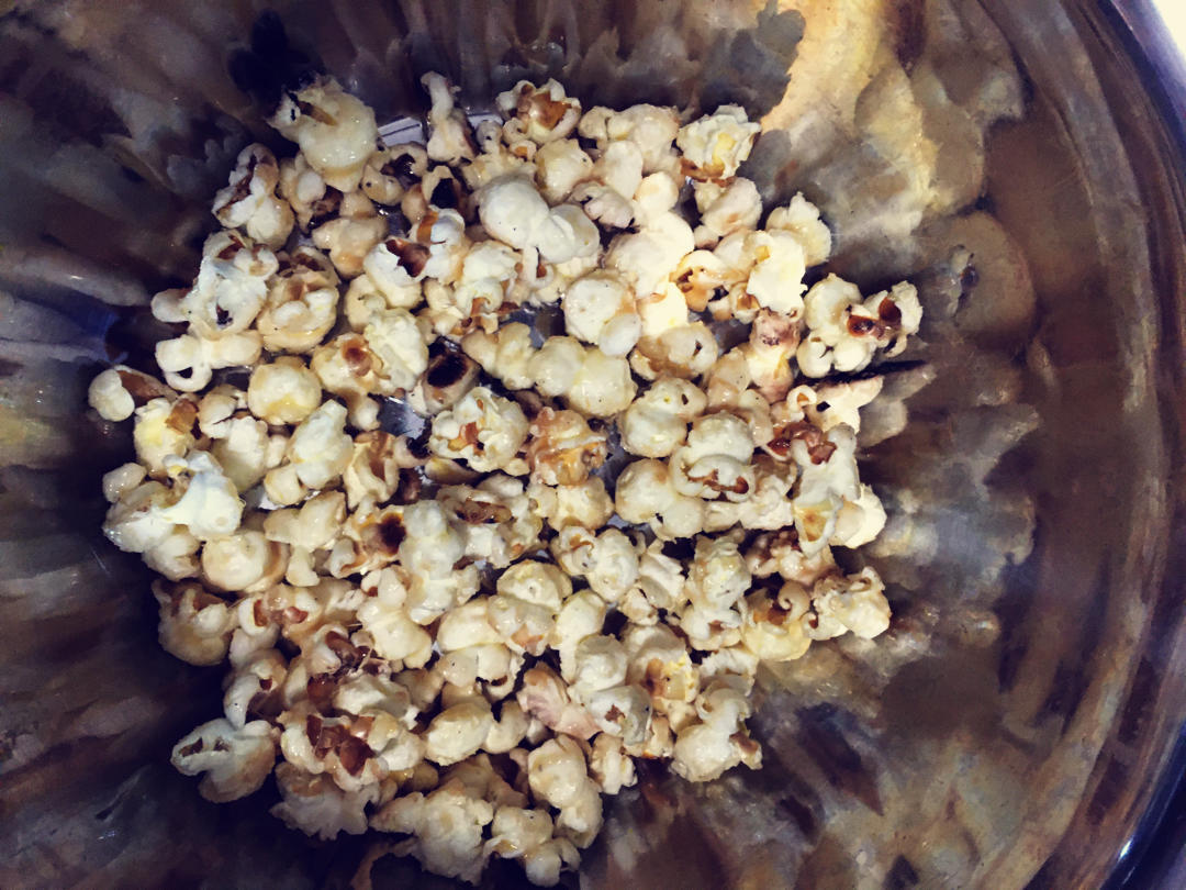 一招搞定小朋友的黄油焦糖爆米花，简单又好吃