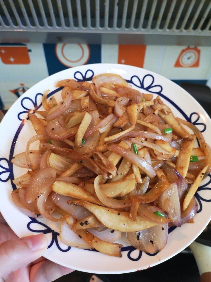 洋葱遇到杏鲍菇