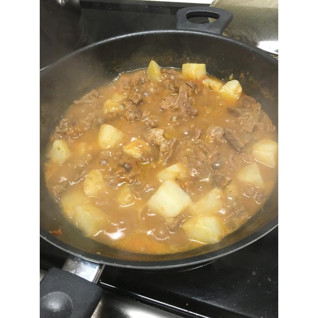 番茄牛腩(这样做牛肉不会老哦）