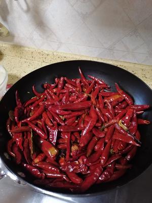 红油辣椒（非常红，无添加）的做法 步骤1