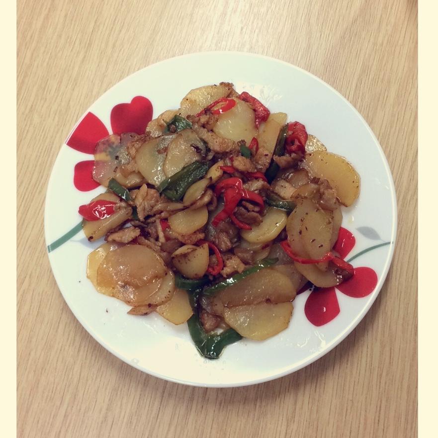 农家小炒肉【记忆中勾魂的油汤】