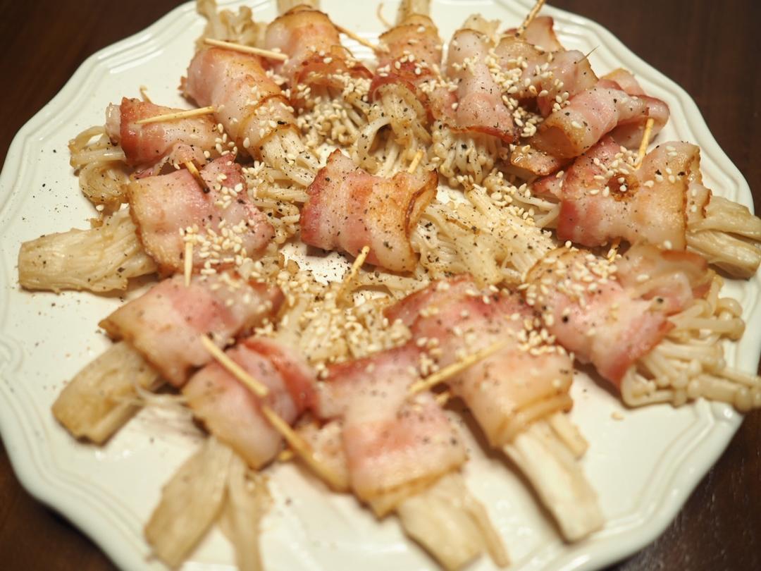 香煎培根金针菇卷