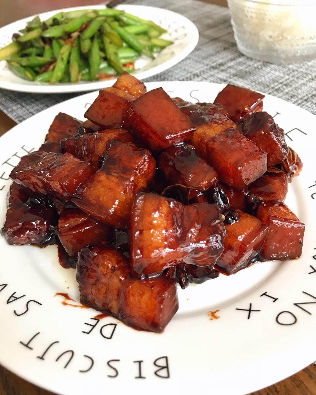 不焯水不放油的家常红烧肉
