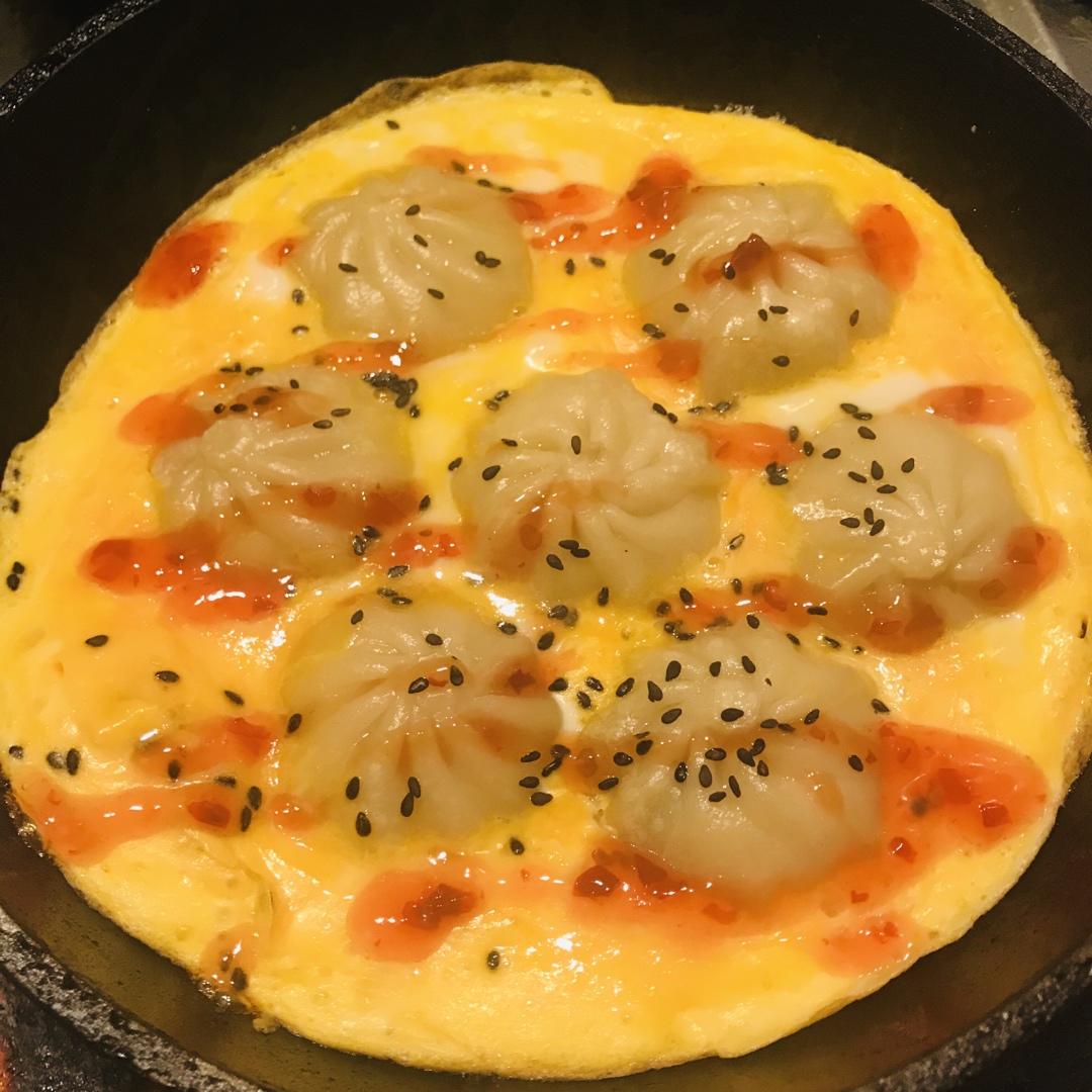 快手早餐—香煎抱蛋小笼包