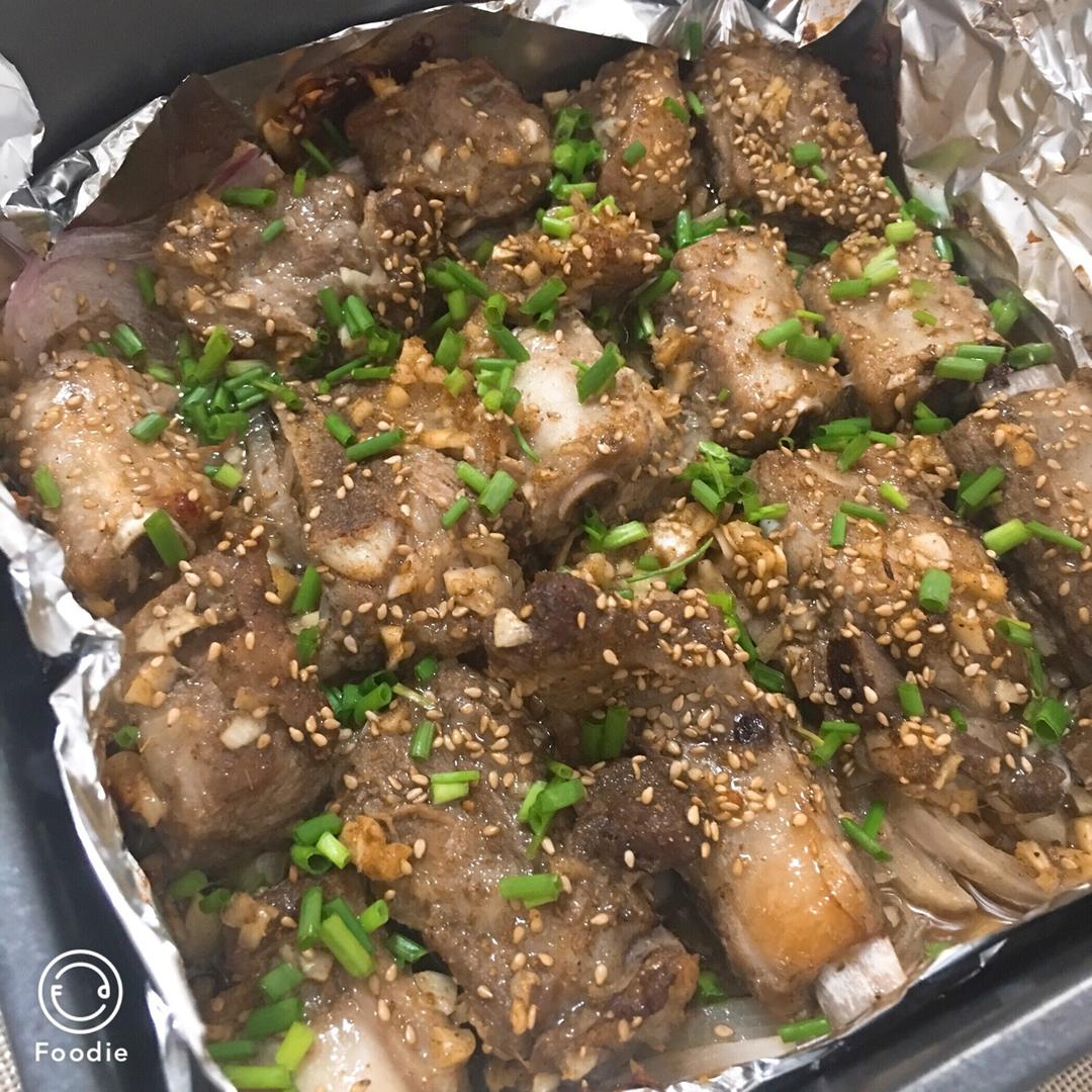 滋滋烤排骨——排骨最好吃的做法没有之一！