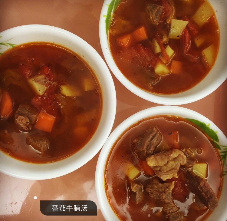 土豆番茄牛腩汤