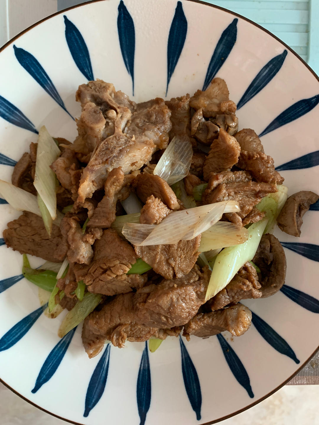 【嗷呜】老北京葱爆羊肉