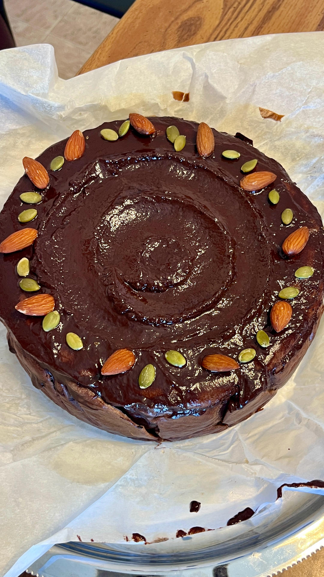 巧克力巴斯克蛋糕