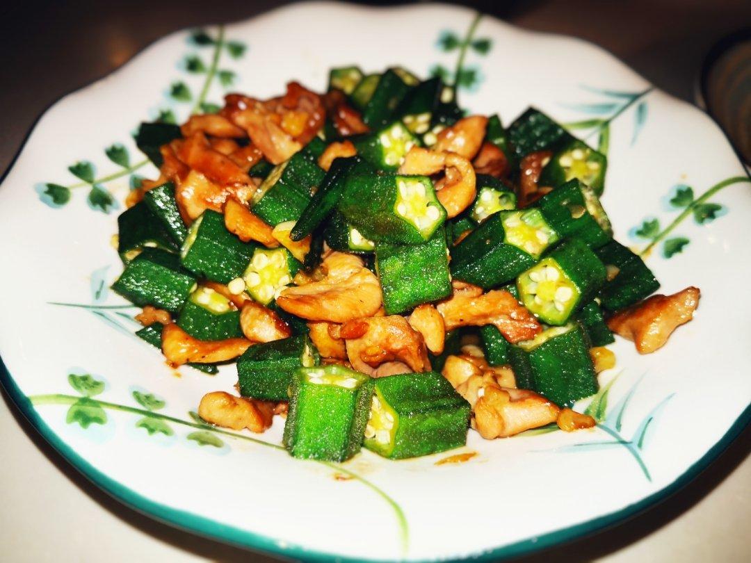 鸡胸肉炒秋葵 | 鸡胸肉嫩如鸡腿