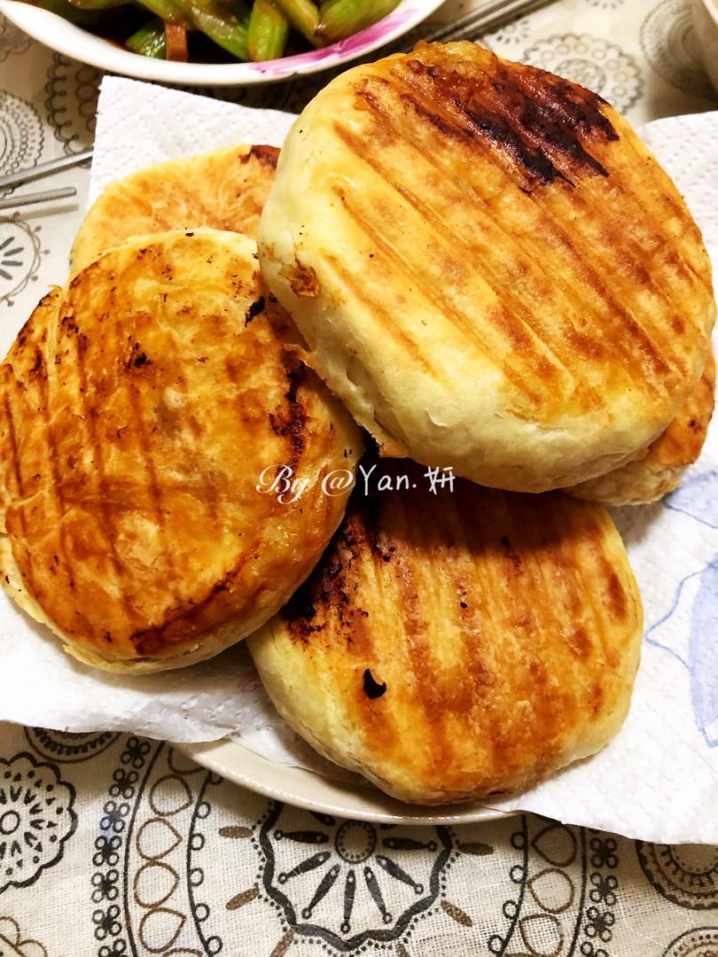 油酥肉火烧 Pork Pie