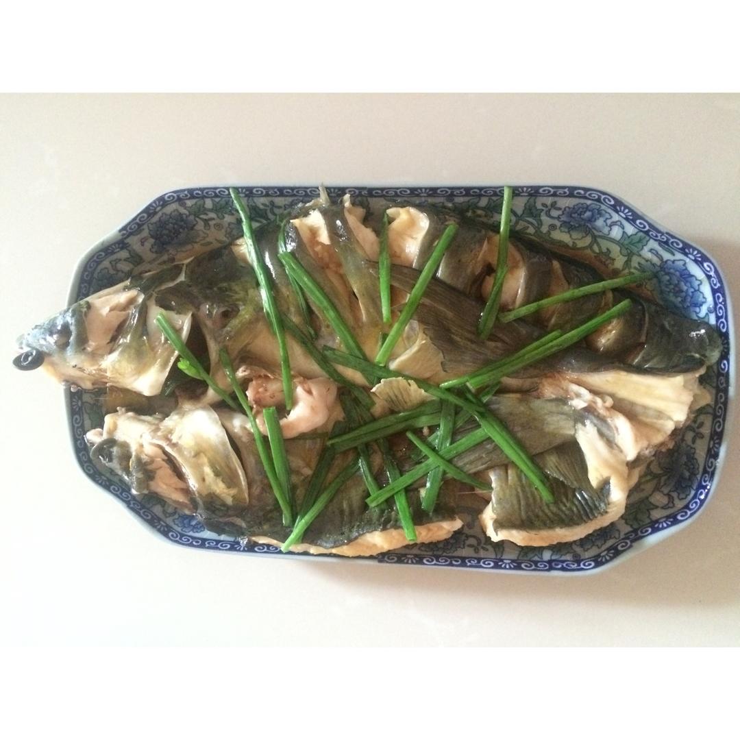 蒸鲈鱼