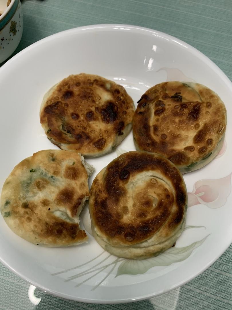 葱油饼（附外酥里嫩的技巧）