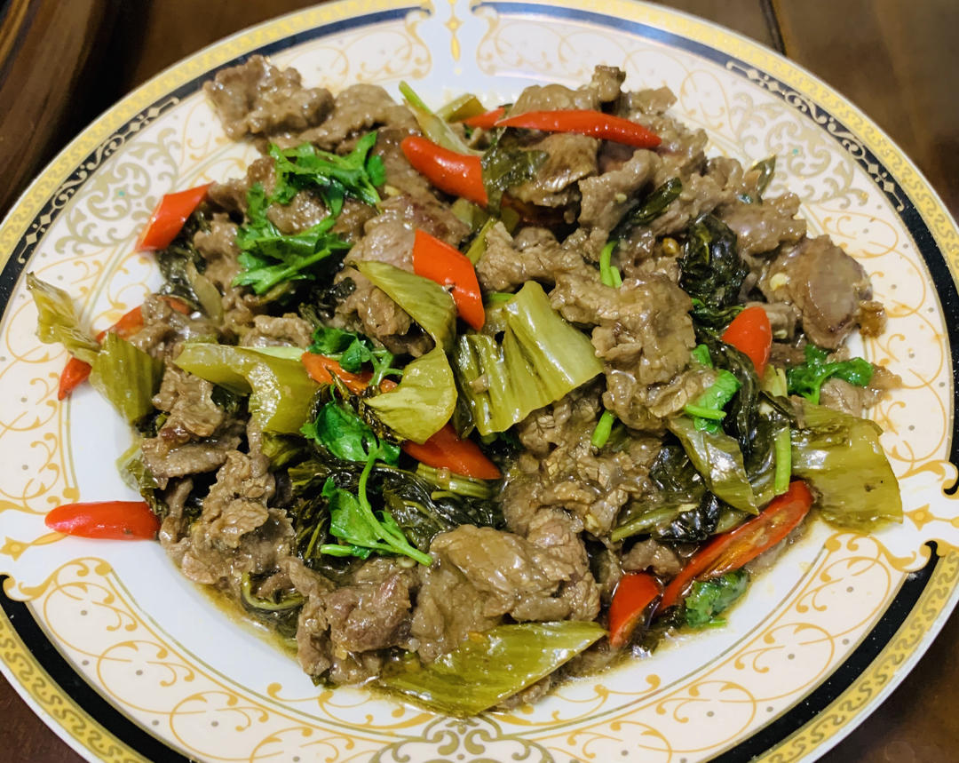 牛肉炒酸菜