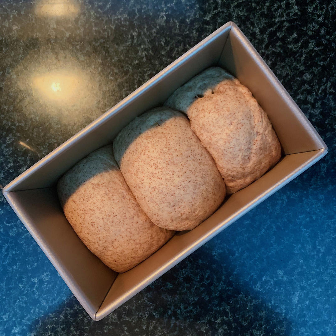 万能全麦吐司配方🍞（含疯狂长个㊙️！黑麦黑糖黑芝麻核桃包为例）