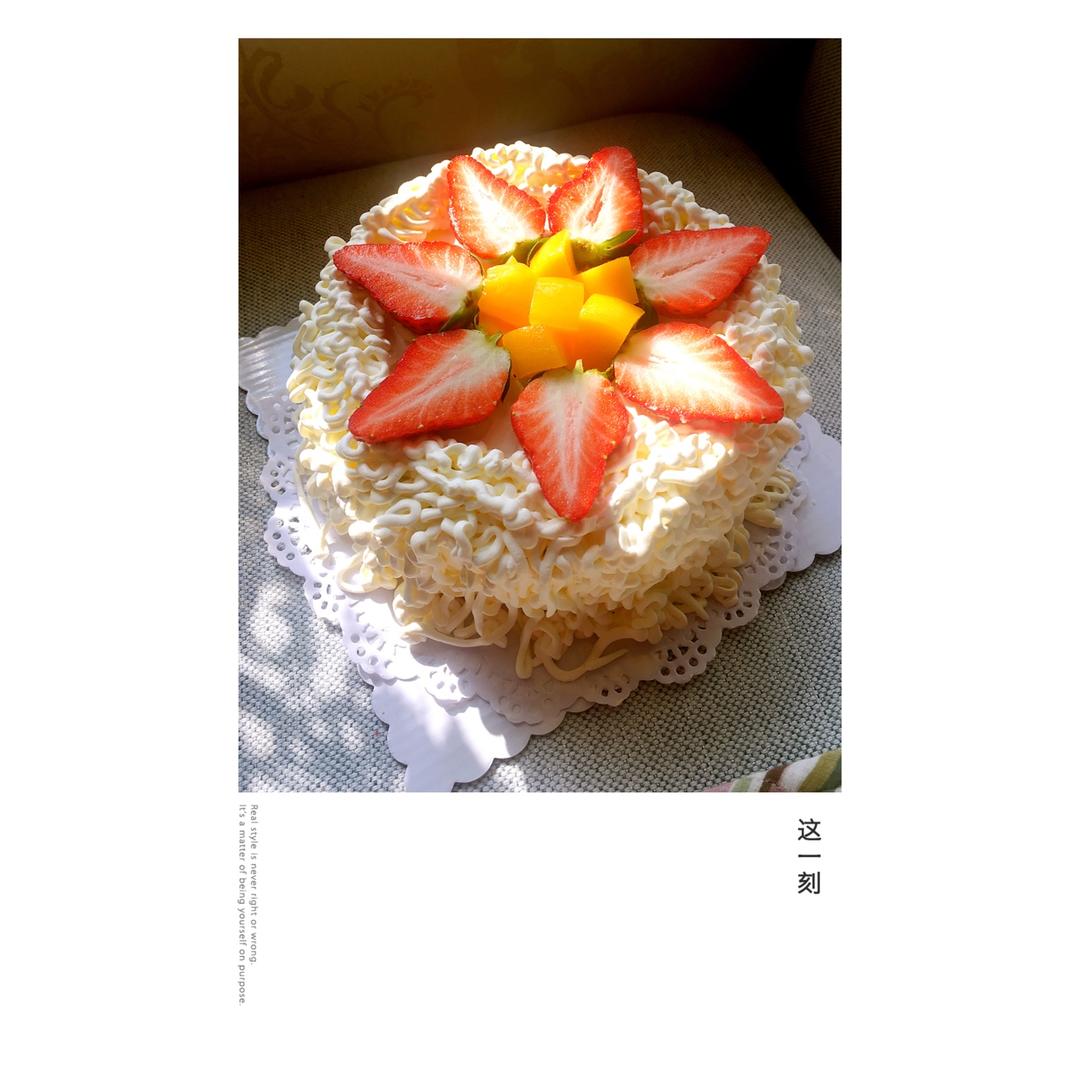 草莓淡奶油蛋糕