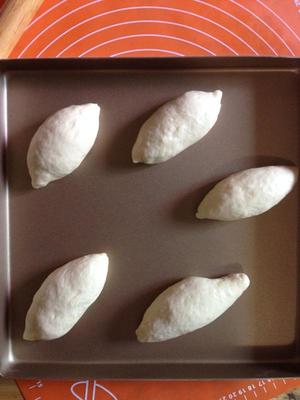 低脂蒜香咸面包的做法 步骤5
