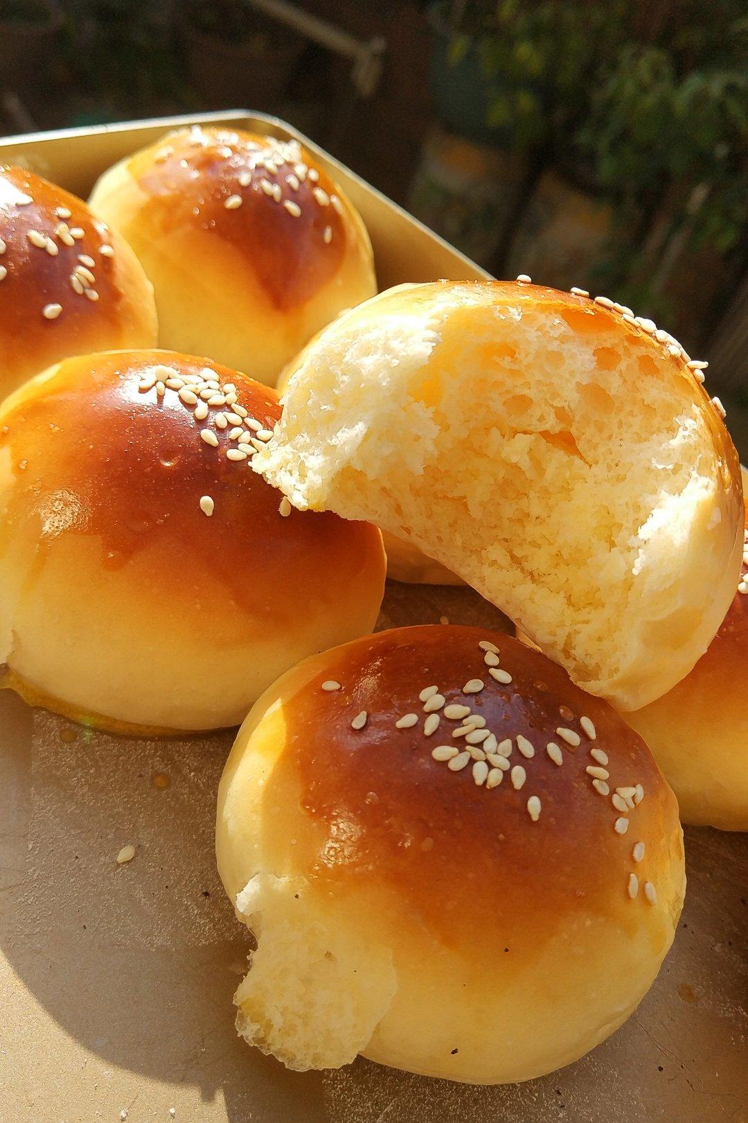 花心萝卜很专情做的柔软看得见—超软香甜椰蓉小面包