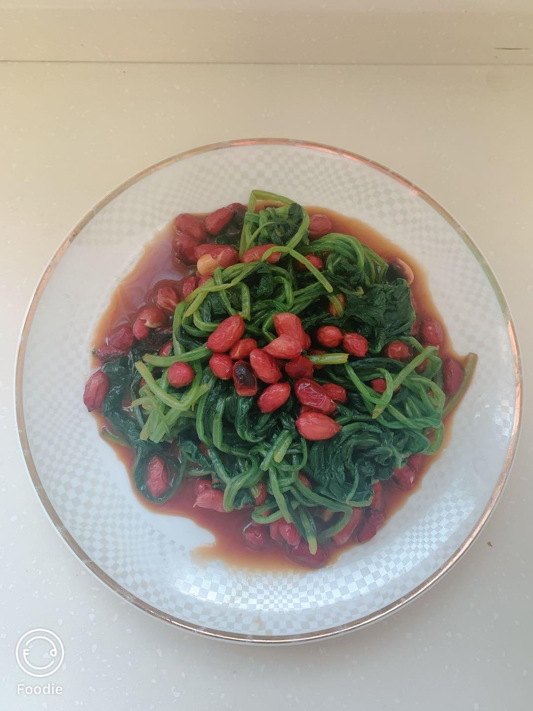 凉拌陈醋菠菜花生米（东北版）