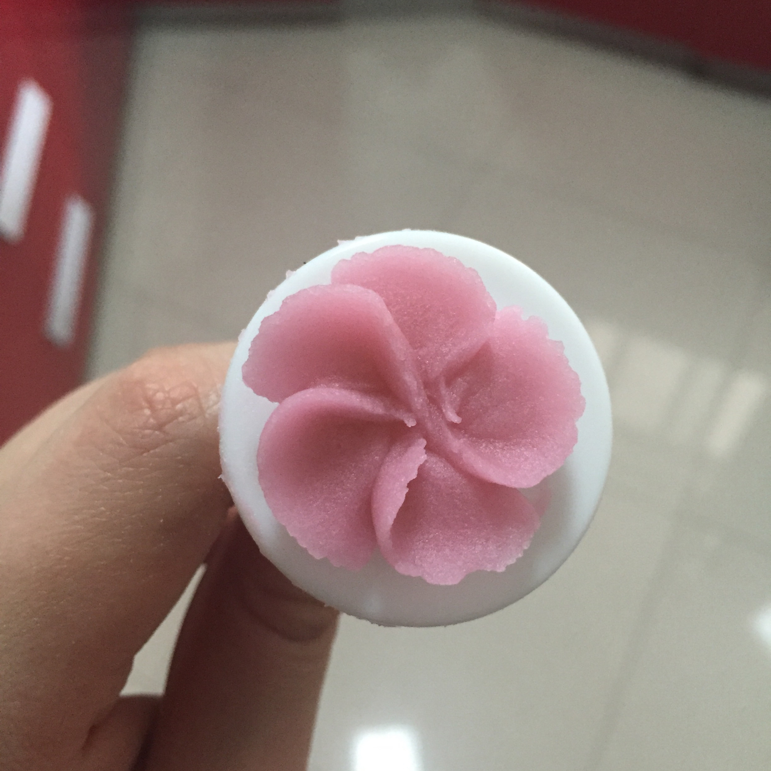 韩式裱花之五瓣花详细制作方法