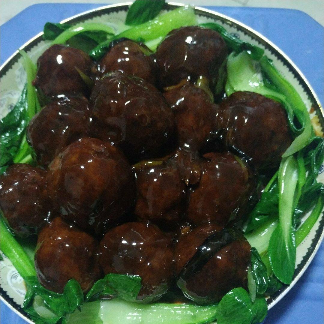 四喜丸子/红烧狮子头 Chinese Meatballs