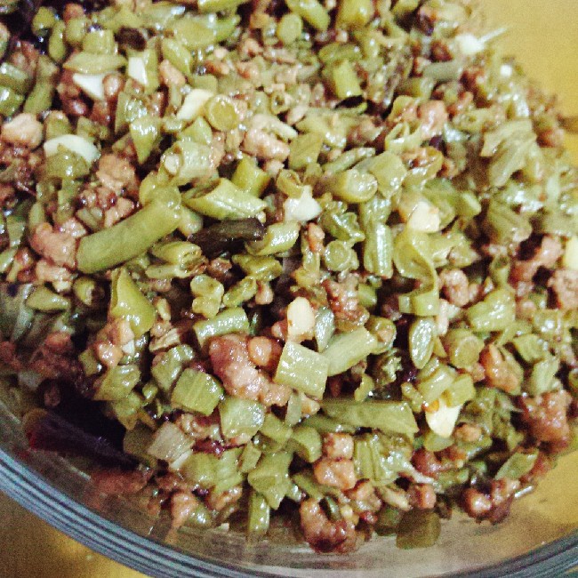 酸豆角炒肉末