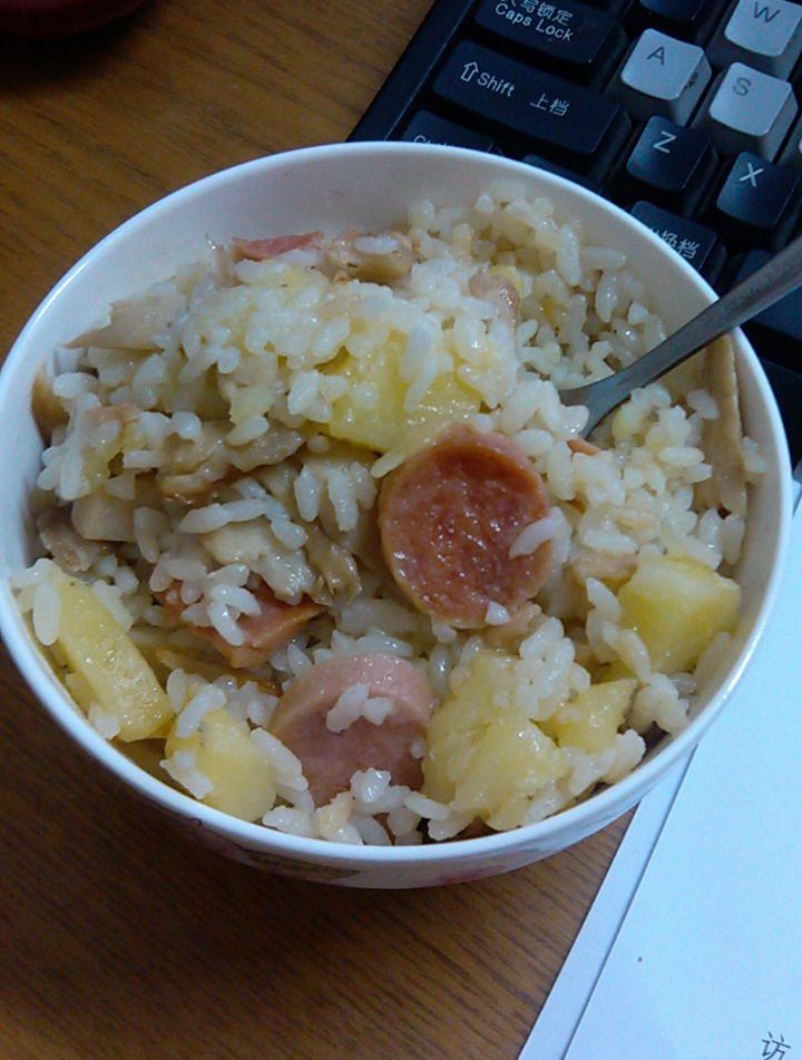 土豆腊味饭