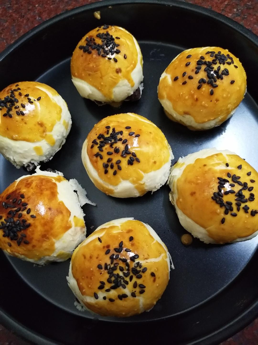 俩宝厨娘做的不用揉出膜,不用醒面就能酥掉渣的中式酥皮点心