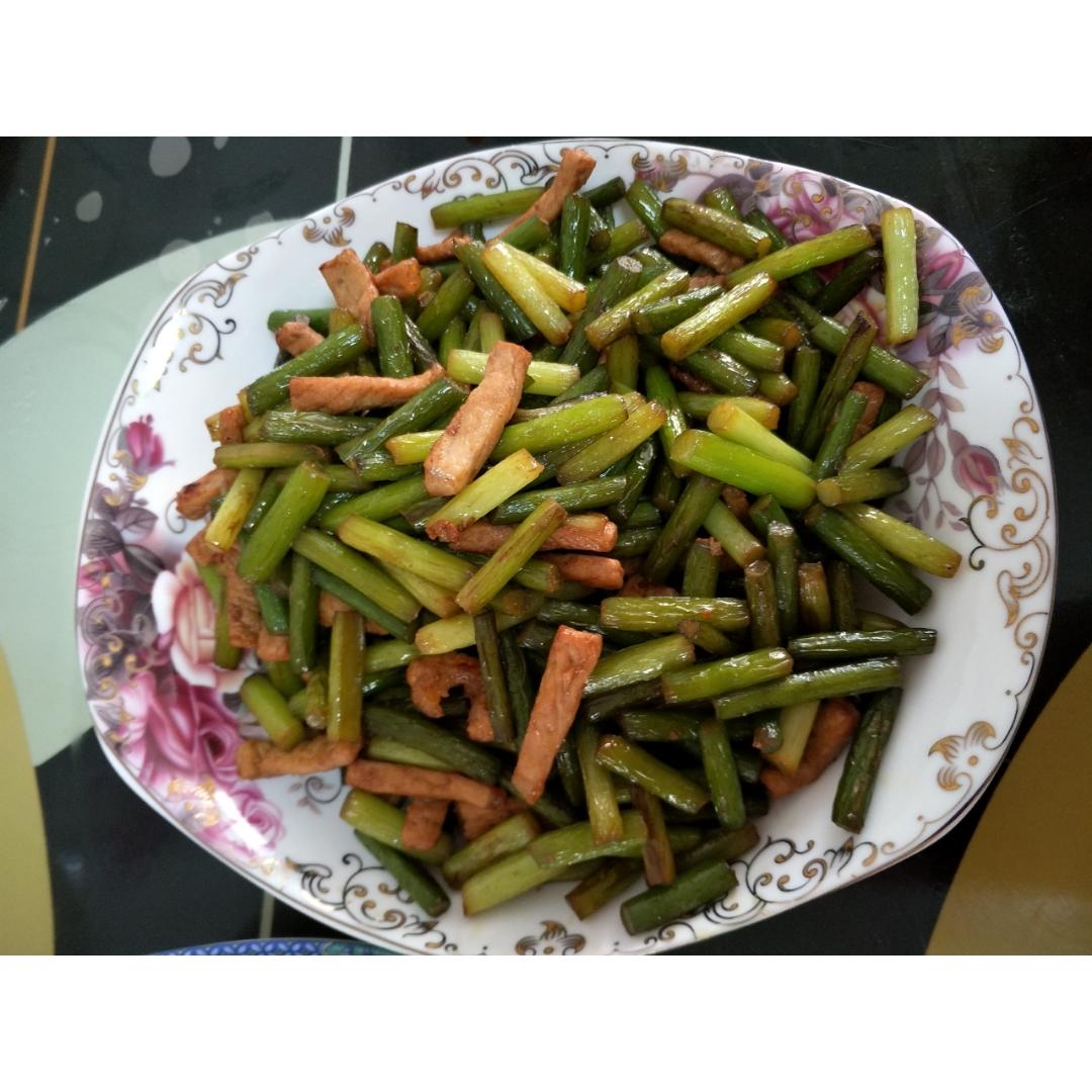 蒜薹炒肉