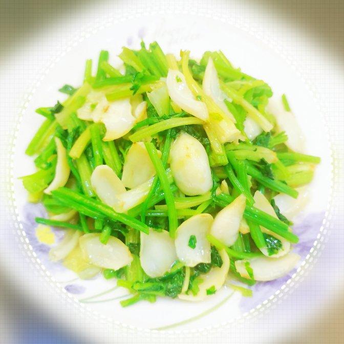 西芹百合炒腰果