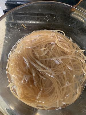 芦笋蘑菇虾仁意面－减脂轻食的做法 步骤1