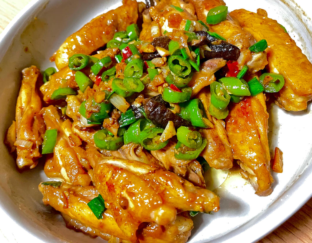 蒜香鸡翅，这才是鸡翅最好吃的做法