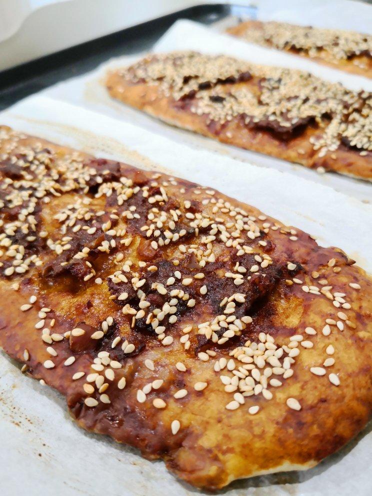 爱吃的猫爪做的网红烧饼卷卷烧饼