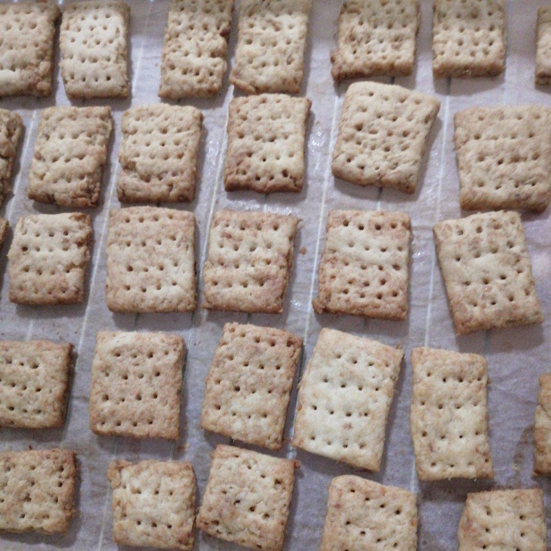 咸蛋黄酥脆小饼干