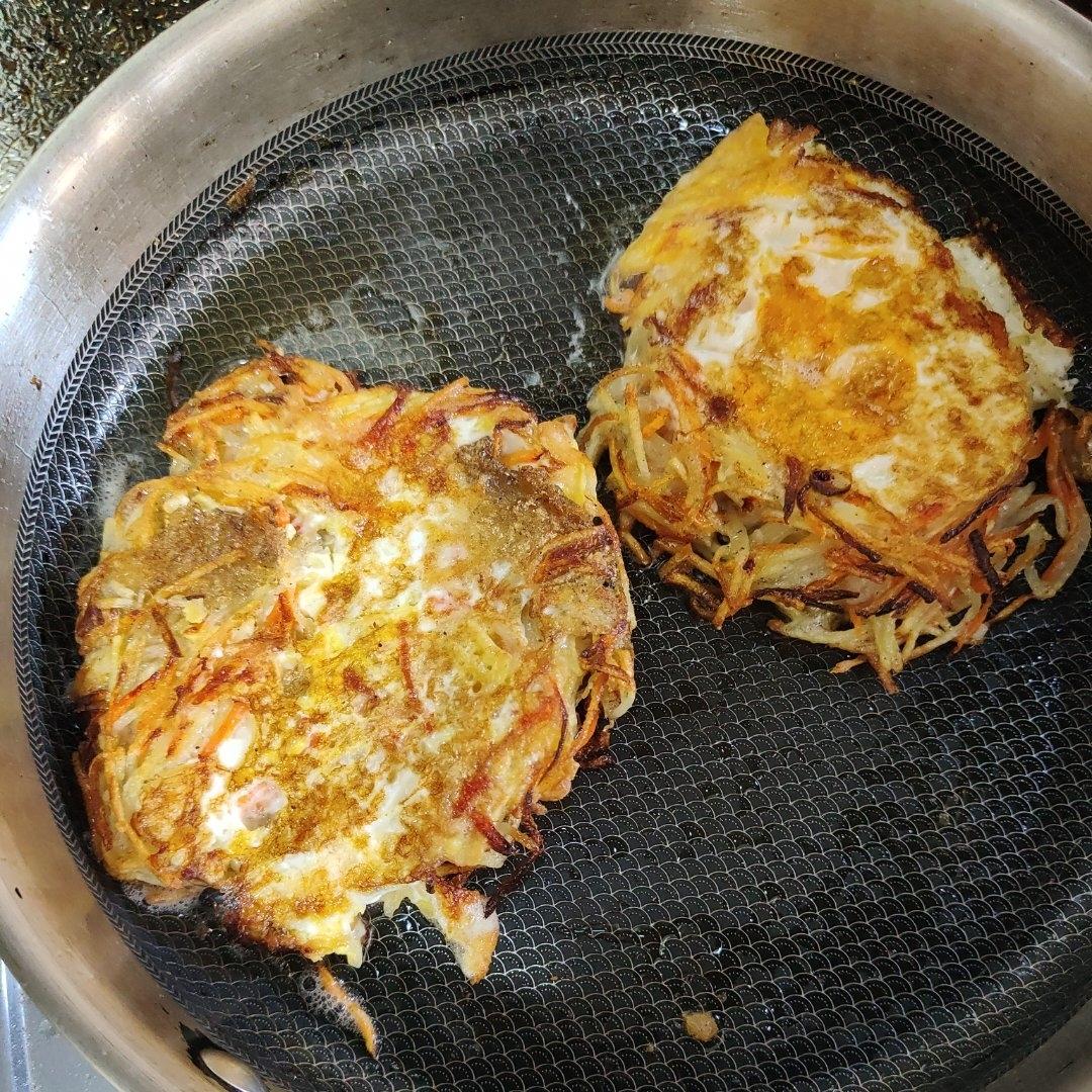 快手早餐饼（土豆鸡蛋饼）