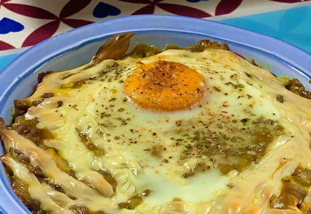 咖喱牛肉蘑菇芝士焗饭