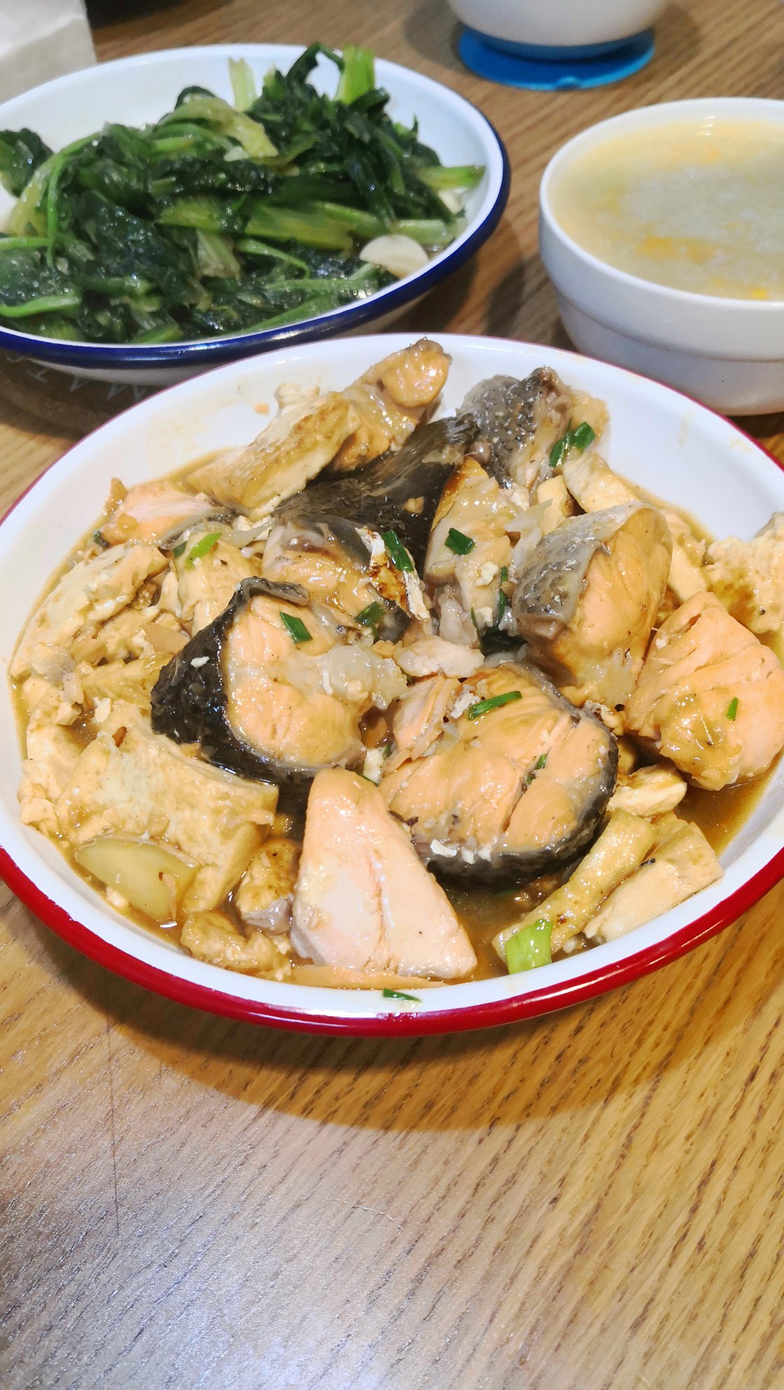 三文鱼烧豆腐