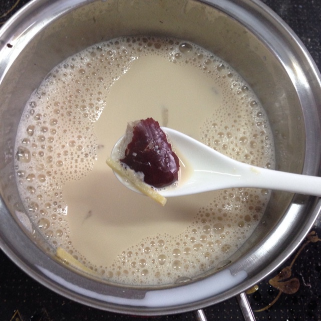 姜枣奶茶（冬季暖身饮品）